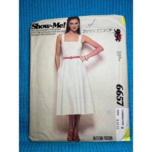 McCalls 6657 Sewing pattern apron dress fit and flare size 8 10 12